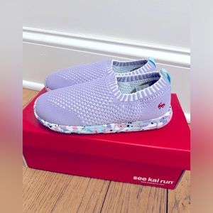 See Kai Run Lavender FlexiRun Sneakers - size 12